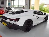 Neu Lamborghini Revuelto 1016 PS (747 kW) 2025 Bianco phanes  weiss matt Coupé