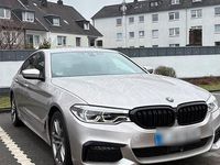Gebraucht BMW 530e M Sport 252 PS (185 kW) 2019 Gold Limousine
