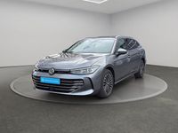Gebraucht VW Passat Elegance 150 PS (110 kW) 2024 Grau Kombi