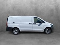 Gebraucht Mercedes Vito 163 PS (119 kW) 2024 Arktikweiß Van