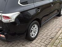 Gebraucht Mitsubishi Outlander 150 PS (110 kW) 2014 Schwarz SUV