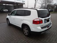 Gebraucht Chevrolet Orlando 140 PS (102 kW) 2013 Weiß Van / Kleinbus