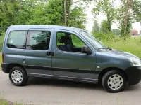Gebraucht Peugeot Partner 75 PS (55 kW) 2005 Lackierung eisengrau/metallic Van / Kleinbus