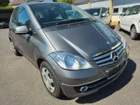 Gebraucht Mercedes A160 Elegance 95 PS (69 kW) 2011 Grau Kleinwagen