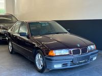 Gebraucht BMW 318 113 PS (83 kW) 1993 Violett Limousine