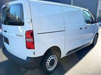 Gebraucht Toyota Proace 144 PS (105 kW) 2024 Ice white Van / Kleinbus