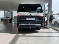 Nowe VW Multivan R 150 KM (110 kW) 2026 Niebieski Minivan
