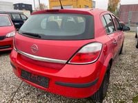 Gebraucht Opel Astra 105 PS (77 kW) 2005 Rot Limousine