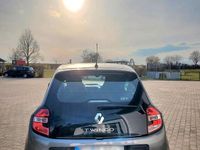 Gebraucht Renault Twingo 69 PS (50 kW) 2017 Grau Kleinwagen