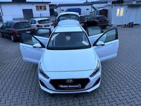 gebraucht Hyundai i30 Trend 1.6 CRDi