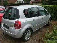 Gebraucht Renault Grand Modus Dynamique 103 PS (75 kW) 2011 Silber Van / Kleinbus