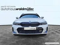 Gebraucht BMW 318 M Sport 156 PS (114 kW) 2023 Alpinweiss uni Kombi