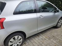 Gebraucht Toyota Yaris Cool 69 PS (50 kW) 2008 Grau Limousine