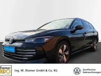 Gebraucht VW Passat IQ Drive 150 PS (110 kW) 2025 Schwarz Kombi