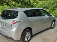 Gebraucht Toyota Verso Skyview Edition 147 PS (108 kW) 2015 Grau Van / Kleinbus