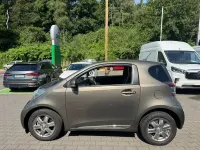 Gebraucht Toyota iQ 68 PS (50 kW) 2010 Braun Kleinwagen