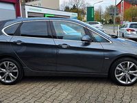 Gebraucht BMW 220 Luxury Line 192 PS (141 kW) 2018 Grau Kombi
