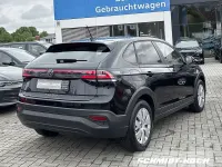 Gebraucht VW Taigo Basis 95 PS (69 kW) 2022 Deep black perleffekt (schwarz) SUV