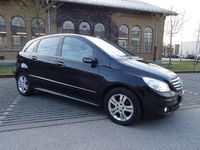 Gebraucht Mercedes B200 136 PS (100 kW) 2005 Schwarz Van / Kleinbus