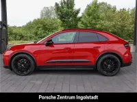 Gebraucht Porsche Macan GTS 419 kW (571 PS) 2026 Karminrot SUV