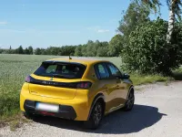 Gebraucht Peugeot e-208 Active 100 kW (136 PS) 2021 Gelb Kleinwagen