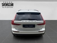 Gebraucht Volvo V60 Core 163 PS (119 kW) 2022 Ice white Kombi
