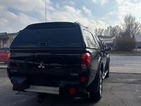 Gebraucht Mitsubishi L200 178 PS (130 kW) 2011 Schwarz Pickup