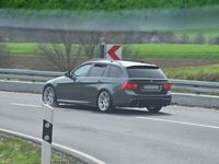 Gebraucht BMW 325 218 PS (160 kW) 2009 Andere farben Kombi