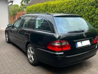 Gebraucht Mercedes E220 Avantgarde 170 PS (125 kW) 2009 Schwarz Kombi