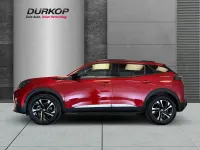 Gebraucht Peugeot e-2008 Allure 100 kW (136 PS) 2022 Rot SUV