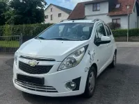 Gebraucht Chevrolet Spark 71 PS (52 kW) 2010 Weiß Kleinwagen