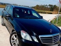 Gebraucht Mercedes E250 Avantgarde 204 PS (150 kW) 2011 Schwarz Kombi
