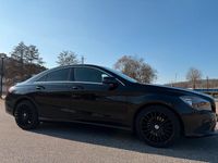 Gebraucht Mercedes CLA180 122 PS (89 kW) 2014 Schwarz Limousine