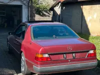 Second-hand Mercedes E300 180 CP (132 kW) 1992 Roșu Coupe