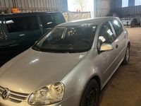 Gebraucht VW Golf IV 102 PS (75 kW) 2005 Silber Kleinwagen