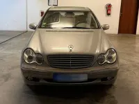Gebraucht Mercedes C240 Elegance 170 PS (125 kW) 2002 Silber Limousine