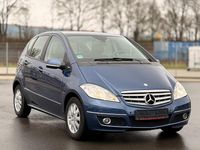 Gebraucht Mercedes A160 Avantgarde 95 PS (69 kW) 2009 Blau Limousine