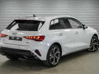 Neu Audi A3 204 PS (150 kW) 2026 Gletscherweiß metallic ... Limousine