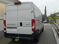 Gebraucht Peugeot Boxer 140 PS (102 kW) 2025 Weiss Van