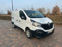 Gebraucht Renault Trafic 116 PS (85 kW) 2014 Weiß Van / Kleinbus