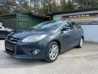 Occasion Ford Focus Trend 140 ch (102 kW) 2013 Bleue Berline