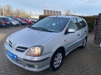 Gebraucht Nissan Almera Tino Visia 136 PS (100 kW) 2002 Silber Van / Kleinbus
