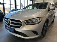 Gebraucht Mercedes B200 163 PS (119 kW) 2021 Silber Kleinwagen