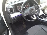 Gebraucht Mercedes E220 194 PS (142 kW) 2017 Weiß Kombi