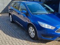 Usata Ford Focus 101 CV (74 kW) 2017 Blu Berlina