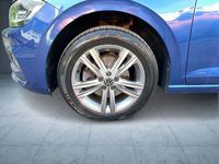 Gebraucht VW Polo Highline 110 PS (80 kW) 2022 Blau Limousine