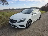 Gebraucht Mercedes A180 122 PS (89 kW) 2014 Weiß Limousine