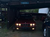 Second-hand BMW 524 115 CP (84 kW) 1990 Roșu Berlinǎ
