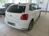 Gebraucht VW Polo Sound 75 PS (55 kW) 2018 Weiß Kleinwagen