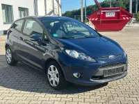 Gebraucht Ford Fiesta Champions Edition 60 PS (44 kW) 2012 Blau Limousine